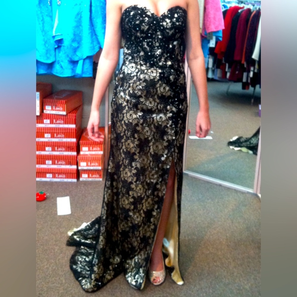 RJ Crush Black Lace Sequin Fitted Gown sz 2
